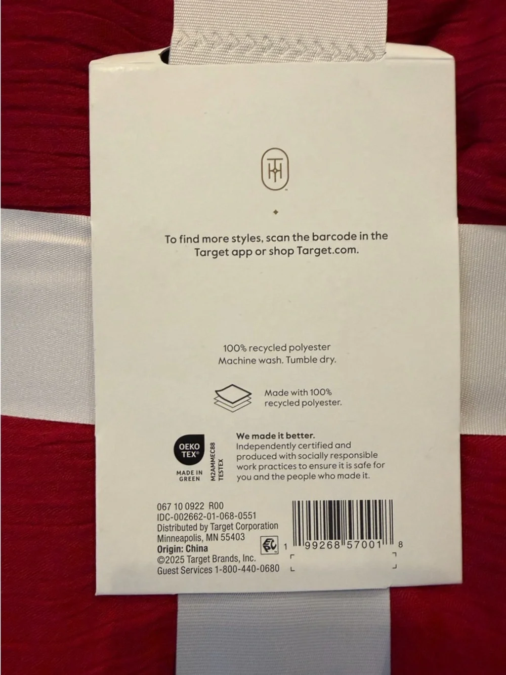 NWT Large Red Target Threshold Throw 50x60